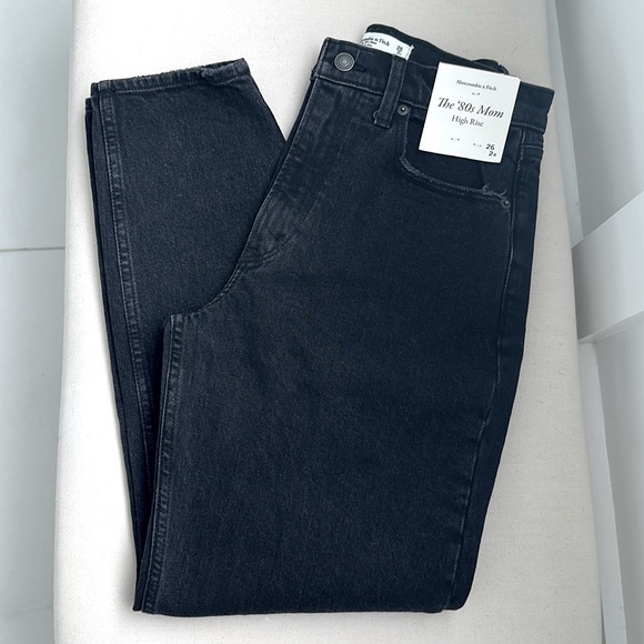 A&F 80’s Mom Jean - Picture 3 of 11